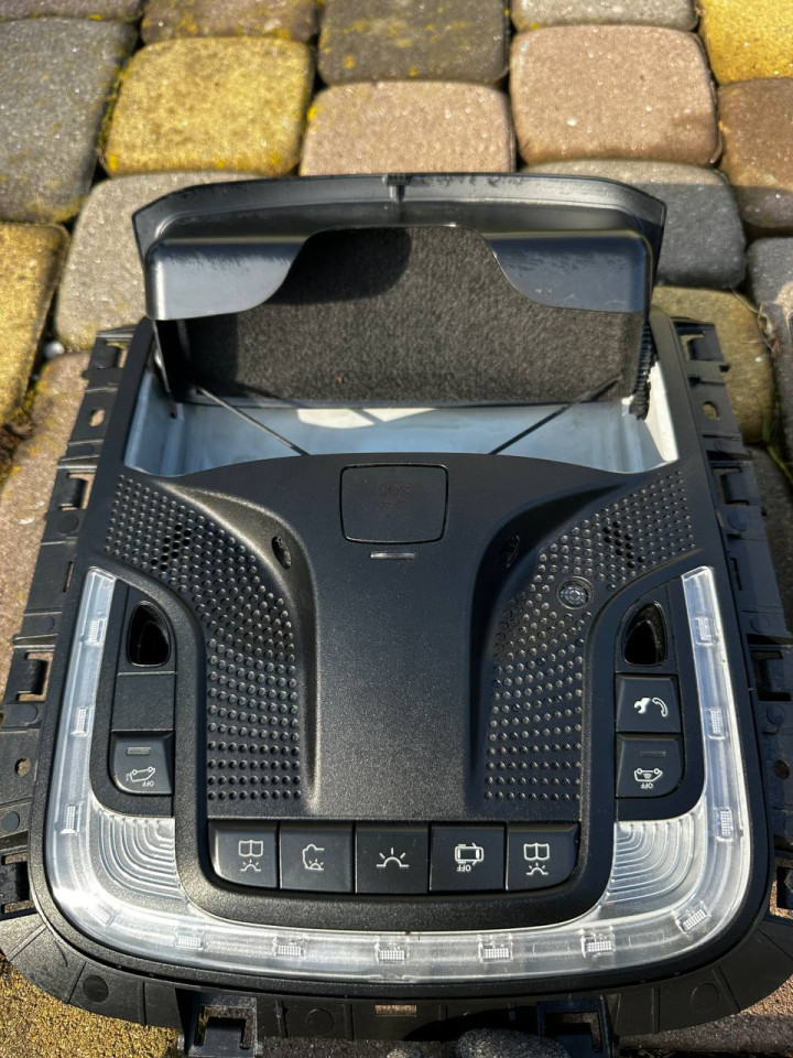 LED Плафон салону в кабіну водія W907 W910 під окуляри