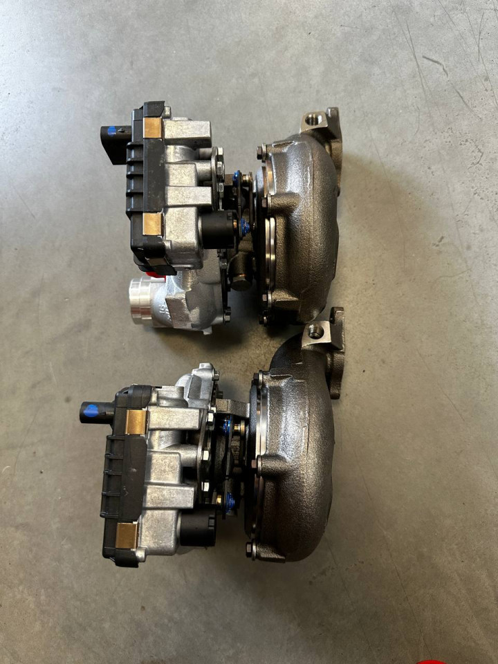 Турбина Sprinter W906-W907 319-519 CDI MERCEDES BENZ A6420908580 A6420901100