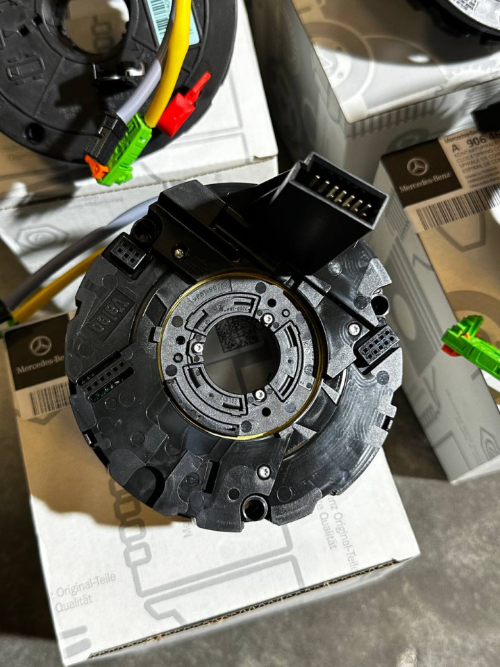 Датчик угла поворота руля, підрульовий шлейф MERCEDES BENZ A9064640318