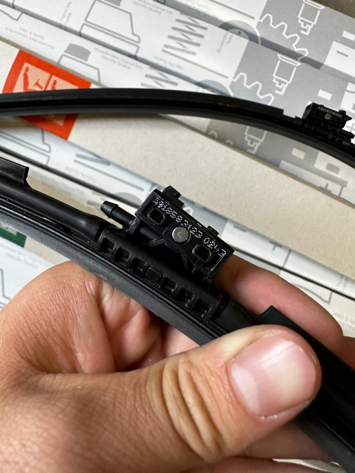 Щітки склоочисника Mercedes-Benz Magic Vision Control Sprinter W907