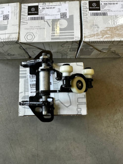 Ролик дверей (бічних/средний) MB Sprinter/VW Crafter 06- 9067600347