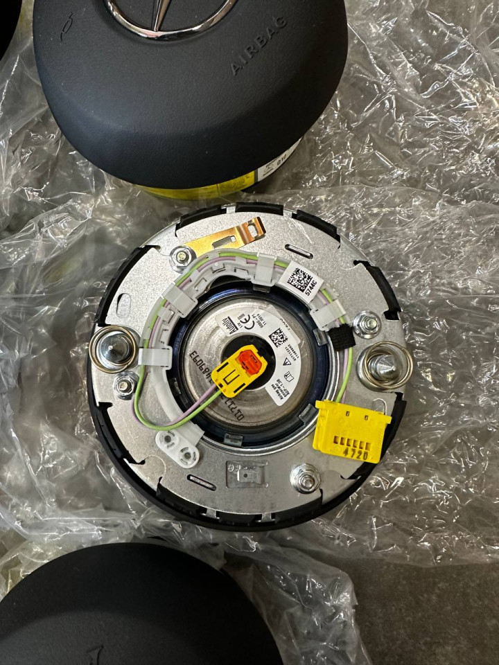 Подушка безпеки керма (Airbag) W907-910