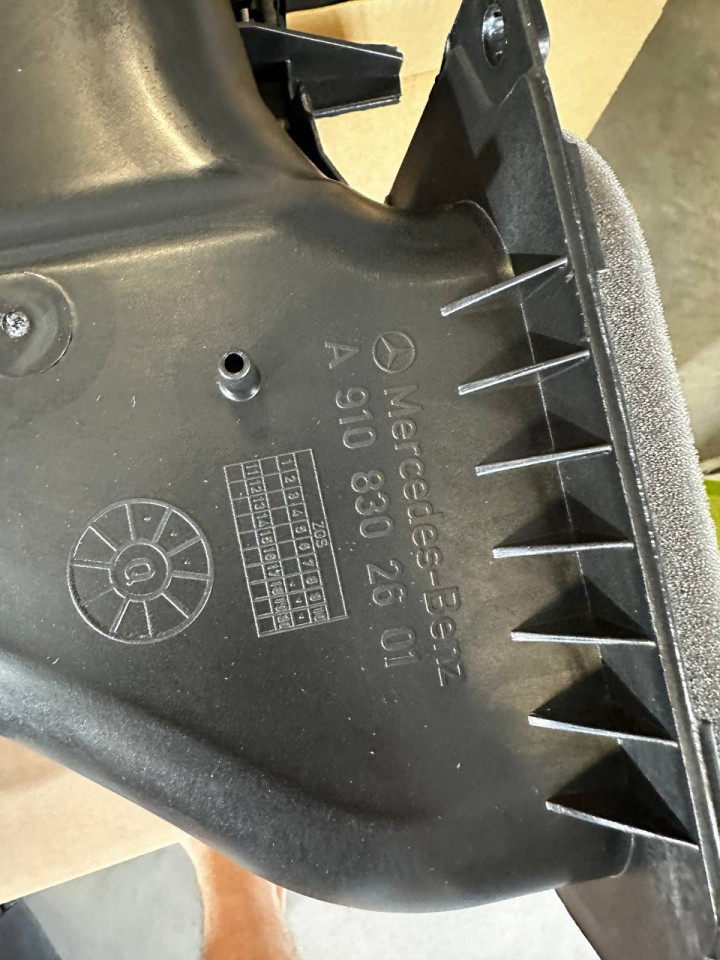 Корпус фільтра салона пічки W907-W910 A9108302601