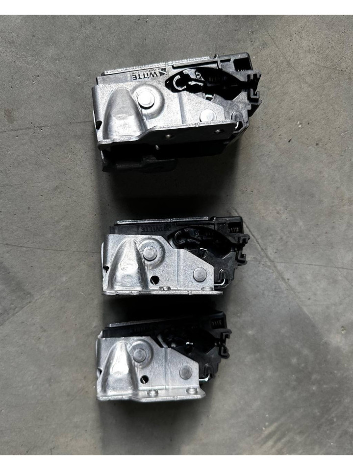 Замок верхній задніх правих дверей Sprinter W907-910