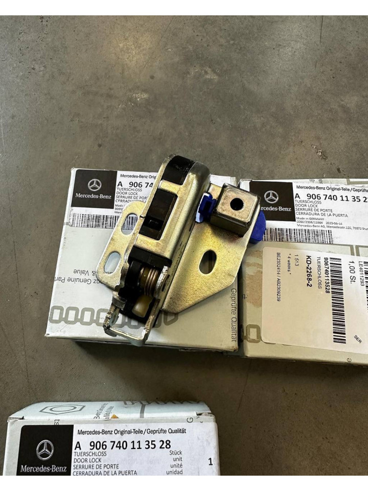 Замок верхній лівих задніх розпашних дверей Sprinter W906/VW Crafter