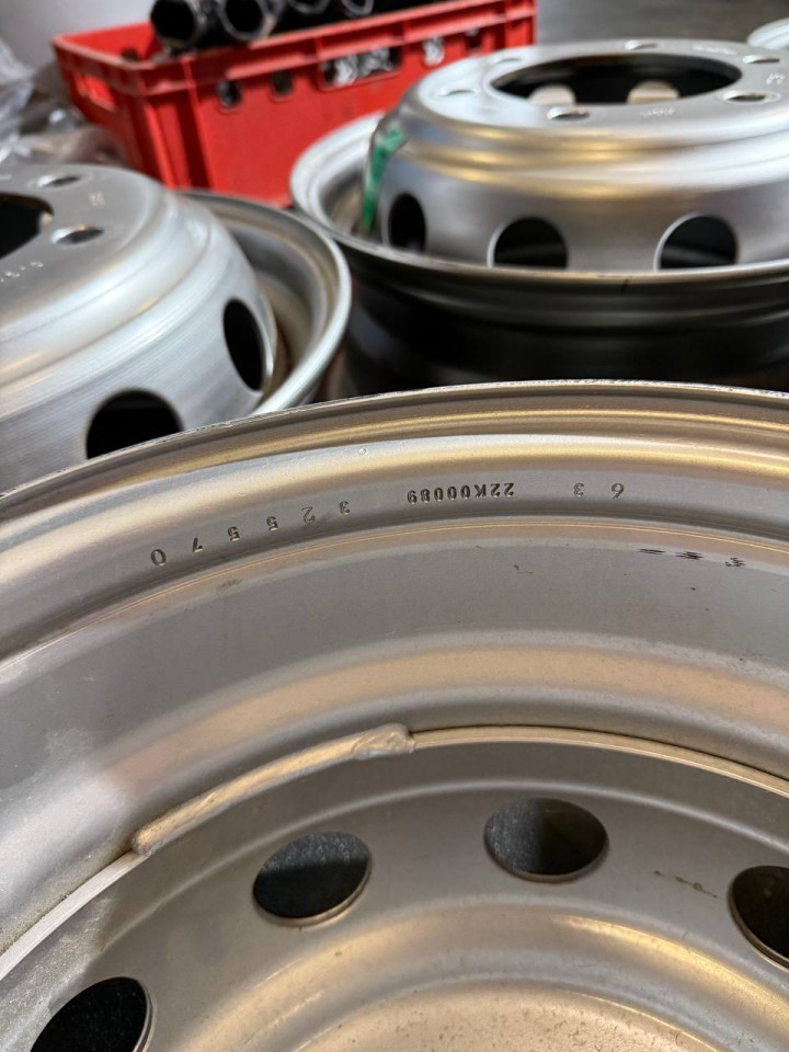 Диск сталевий колісний диск 16" IVECO TWIN ET6J