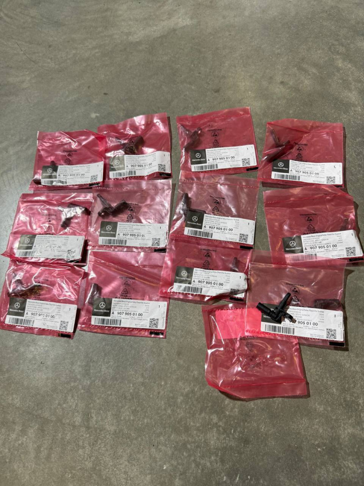 Датчик ABS передній Sprinter W907-910