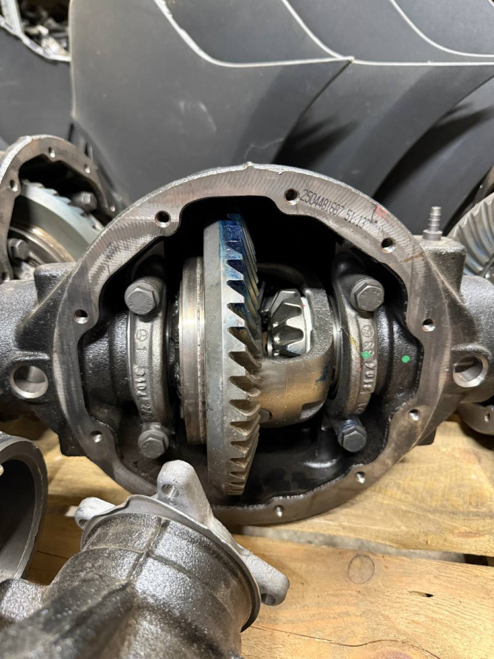 Міст,мост,редуктор Мала голова 51:13 Sprinter W906-907-910