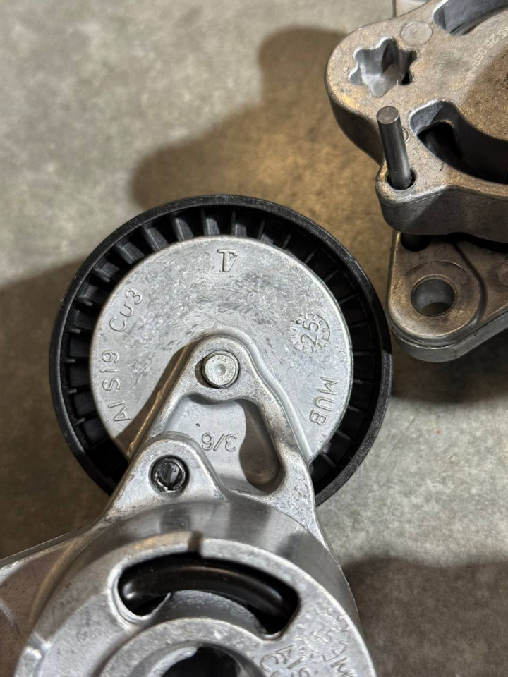 Натяжник ремня OM654 Sprinter W907-910/Vito W447