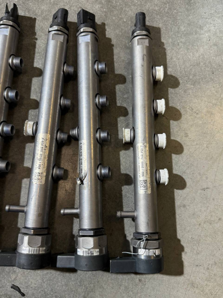 Рейка/рампа паливна Sprinter W907-910 OM654 