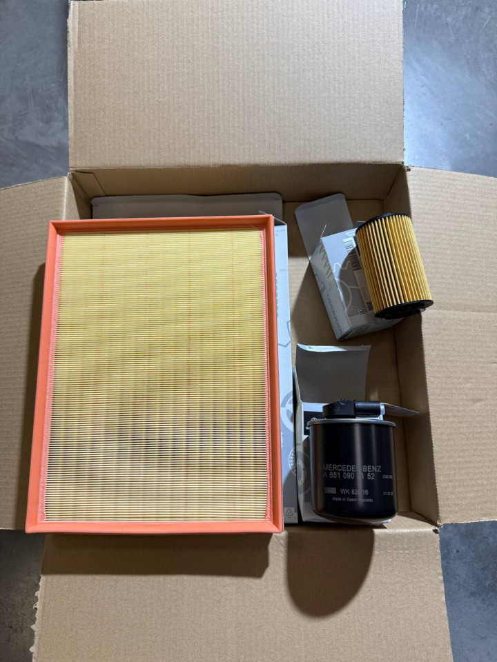 Комплект фільтрів масляний,паливний,повітряний Sprinter W906-907 OM651