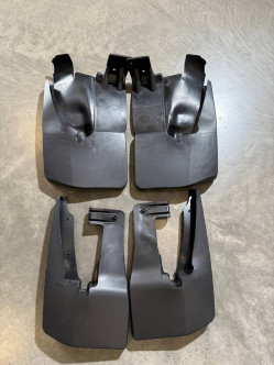 Бризковики гнучкі (комплект) на Однокатковий Sprinter W906 