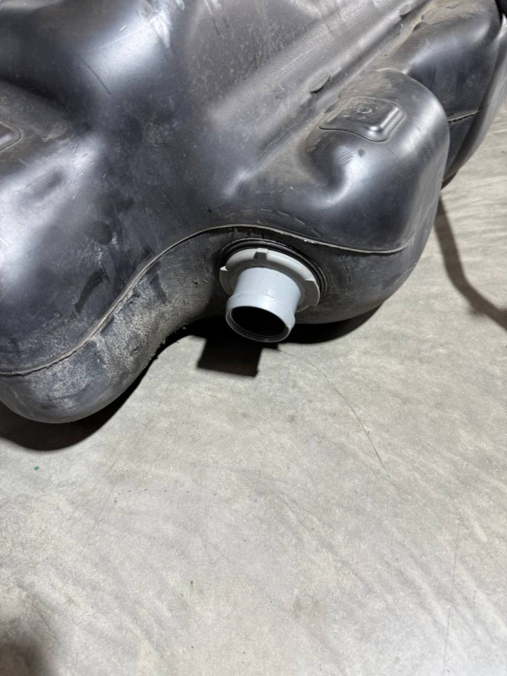 Бак паливний збільшений (93л.) Sprinter W907