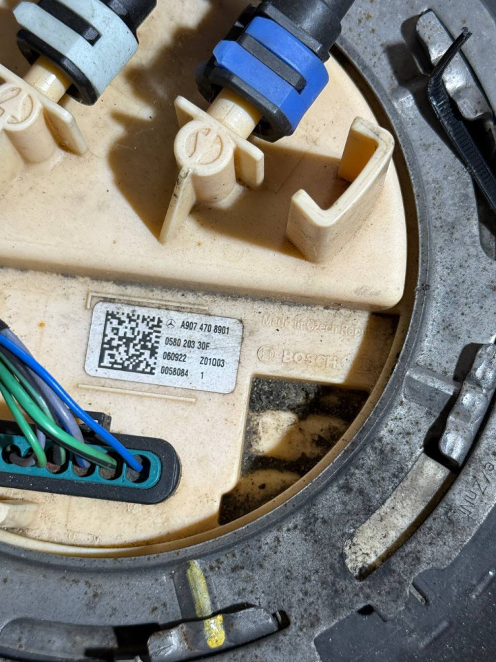 Бак паливний збільшений (93л.) Sprinter W907