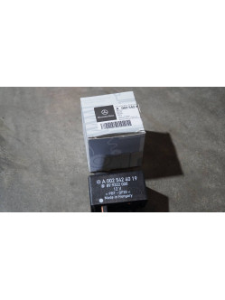 Реле додаткового акумулятора Sprinter W906-907