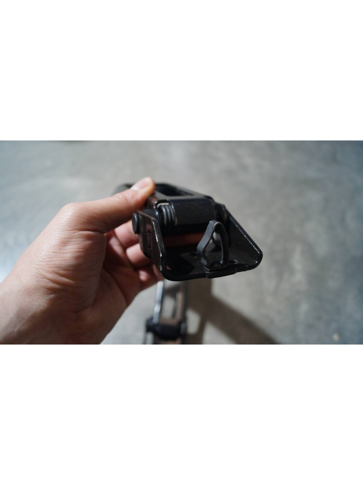 Обмежувач задніх дверей Sprinter W906 / Crafter