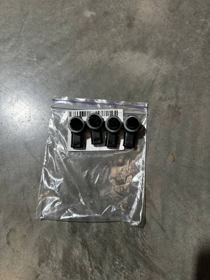 Датчик парктроніка Mercedes Sprinter W907-910