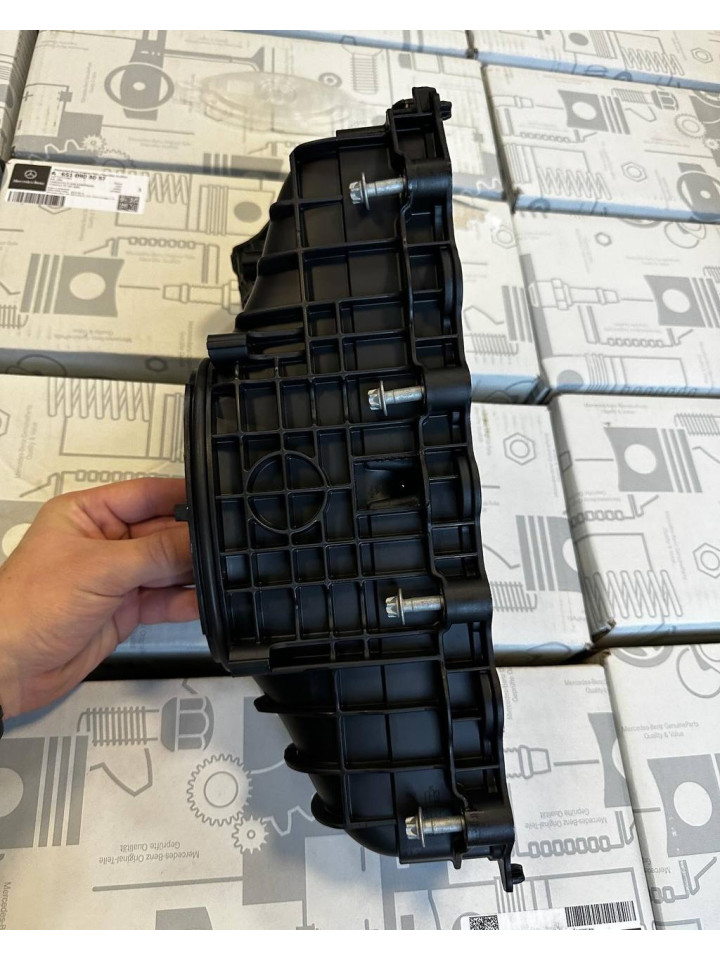 Колектор впускний без заслонок OM651 MB Original