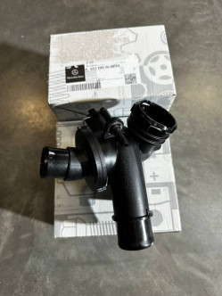 Термостат системи охолодження MB Sprinter OM651 09- OM651 A651200280064