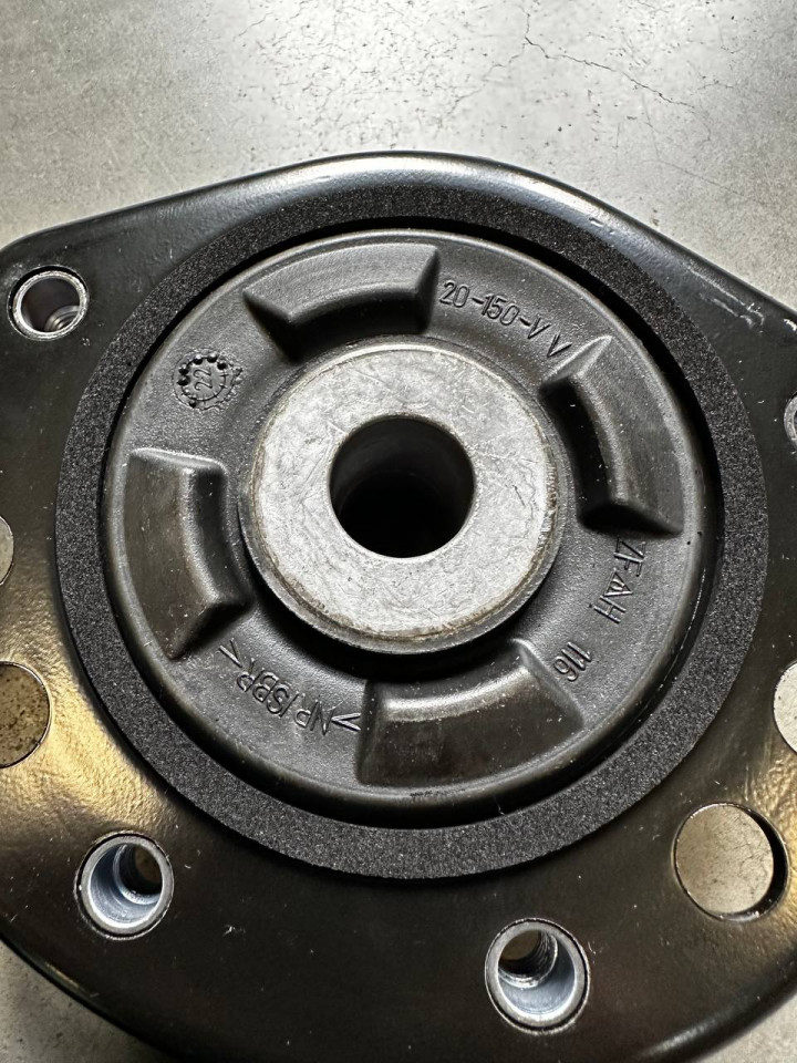 Опорна подушка амортизатора переднього Sprinter W906-907