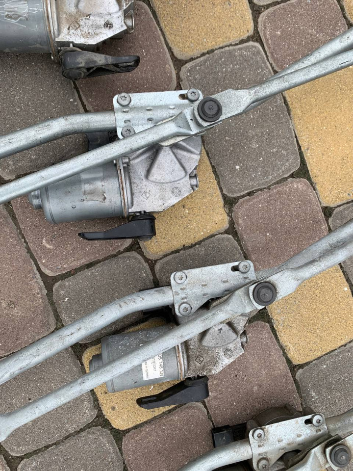 Трапеція склоочисника (механізм двірників) W906