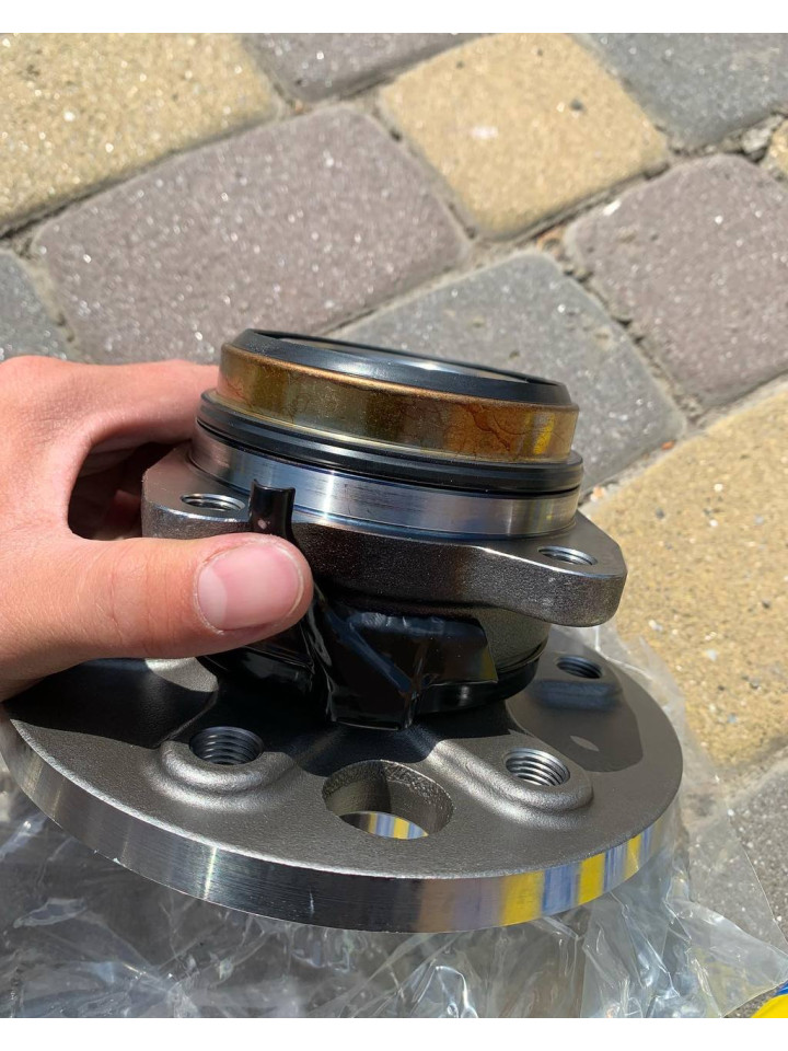 Підшипник маточини (ступиця задня) W906-907