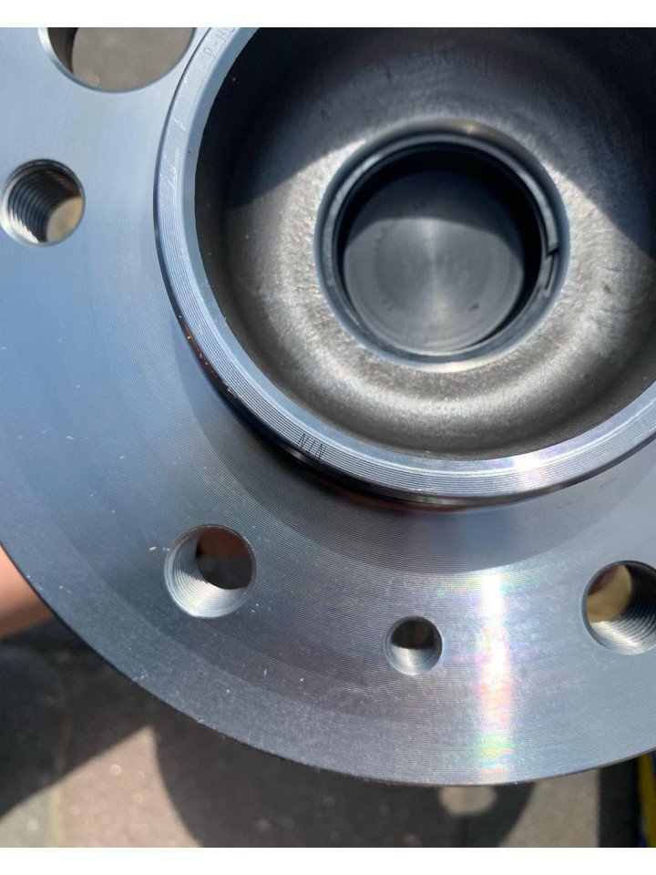 Підшипник маточини (ступиця задня) W906-907