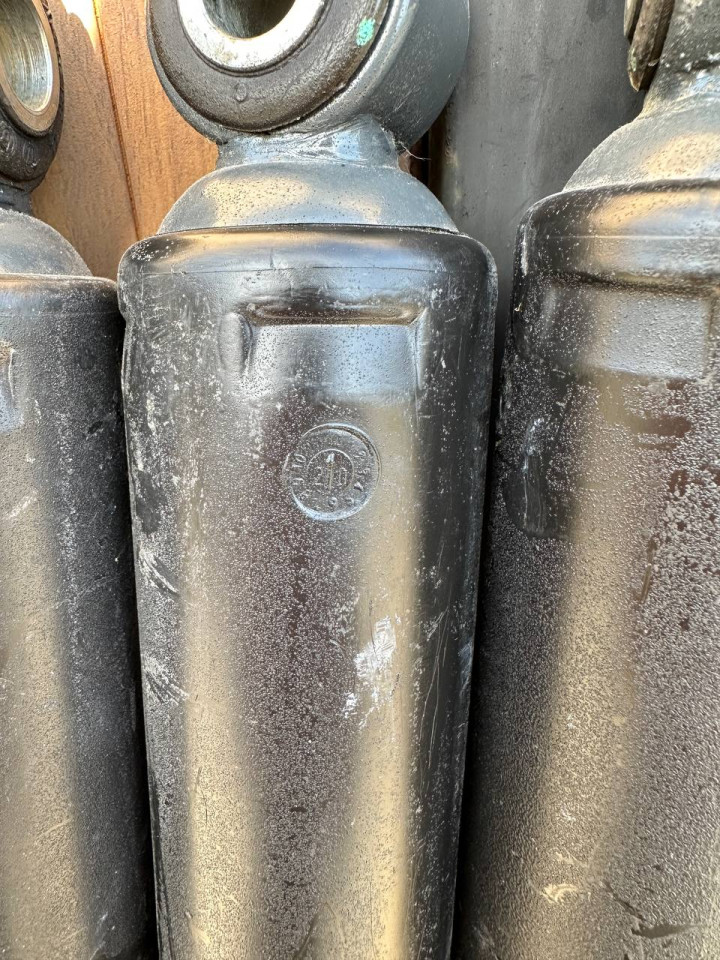 Амортизатор задній IVECO Sprinter W903-906-907-910