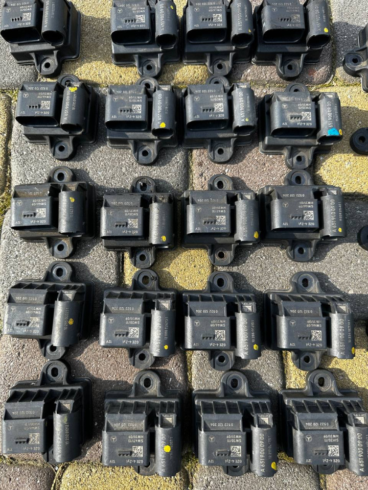 Реле свічок накалу OM651 Sprinter W906-907, Vito 639-447