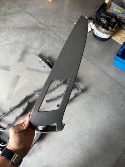 Декоративна накладка панелі ліва від магнітафона Sprinter W906/ Crafter