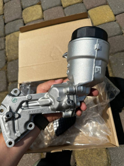 Корпус масляного фільтра ОМ642  Sprinter W906-907/Vito W639