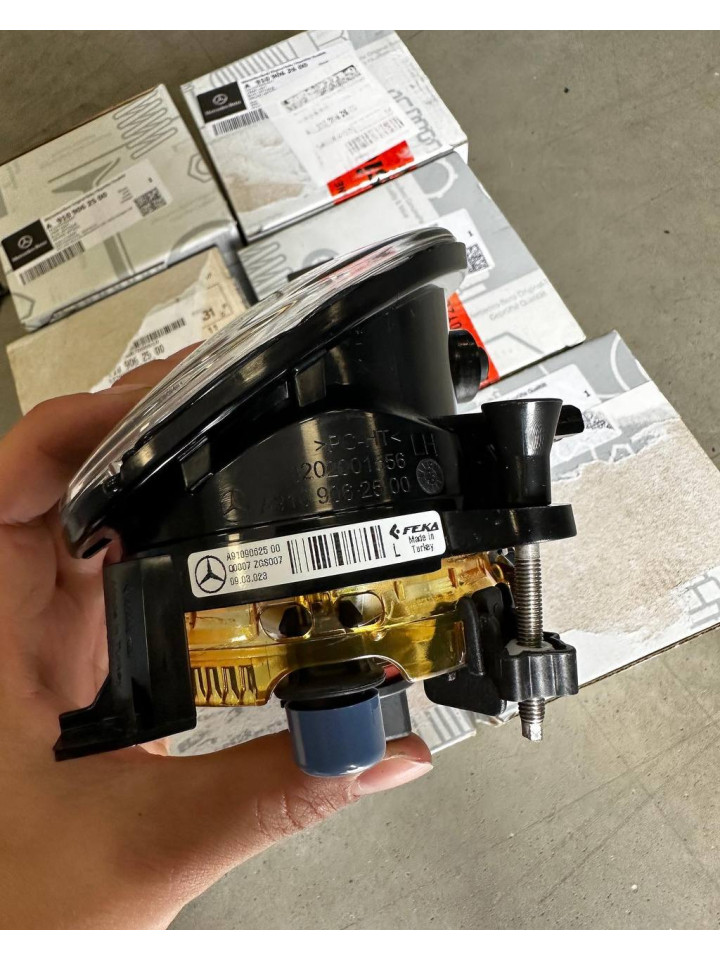 Фара протитуманна ліва Sprinter W907-910