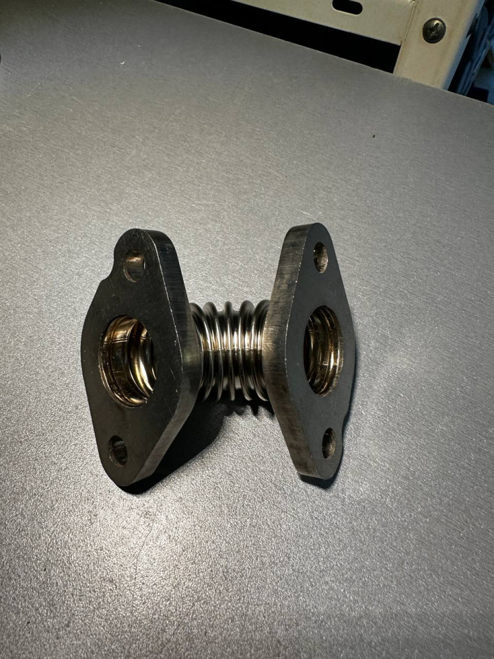 Гофра рециркуляційних газів (за турбіною) OM642 Sprinter W906-907