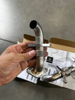 Трубка рециркуляційних газів (EGR) OM642 Sprinter W906-907