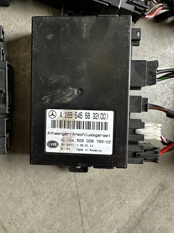 Блок керування фаркопом Mercedes Vito W639 (2003–2010)/Sprinter W906/VW Crafter A1695455632
