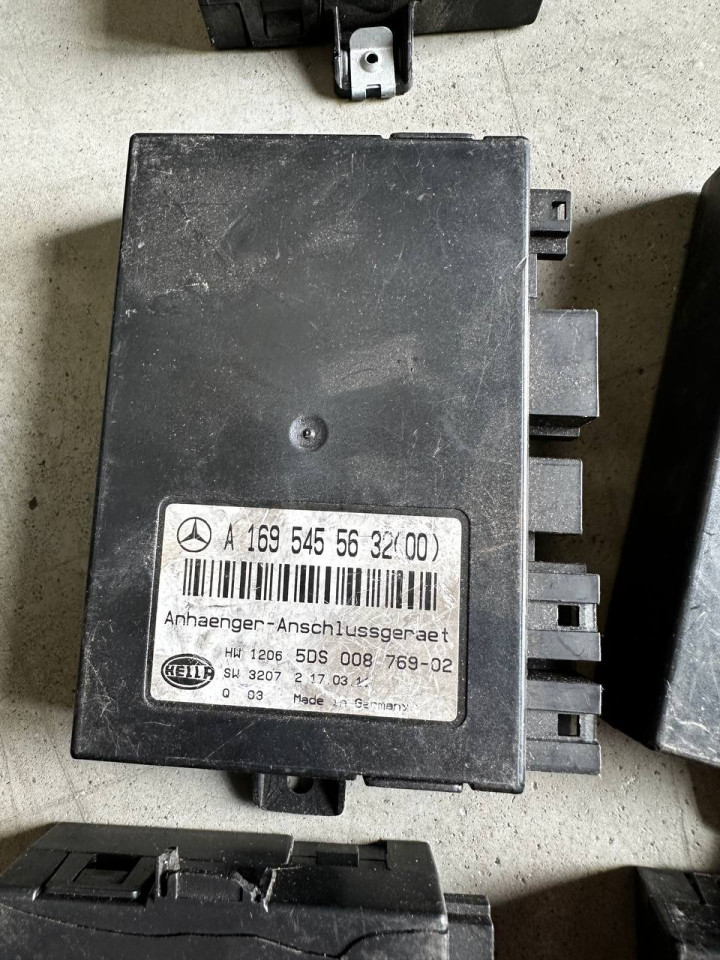 Блок керування фаркопом Mercedes Vito W639 (2003–2010)/Sprinter W906/VW Crafter A1695455632