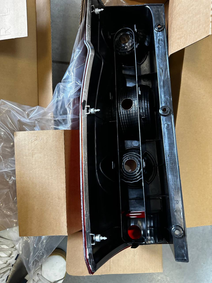 Задній стоп VW Volkswagen Crafter DEPO