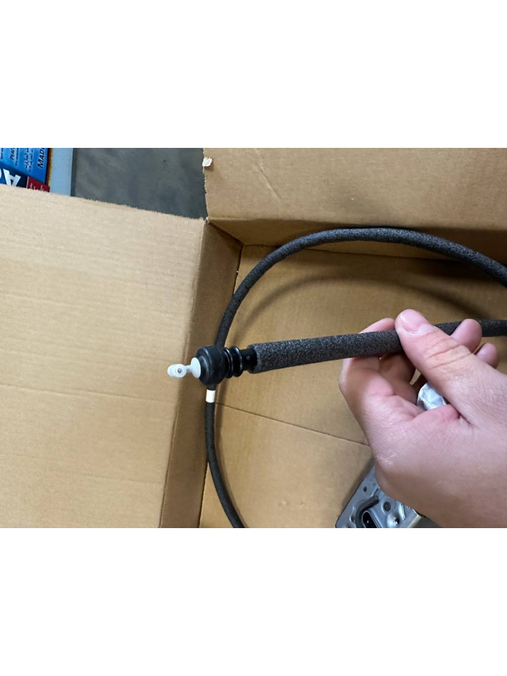 Замок бокової дверки Sprinter W907-910