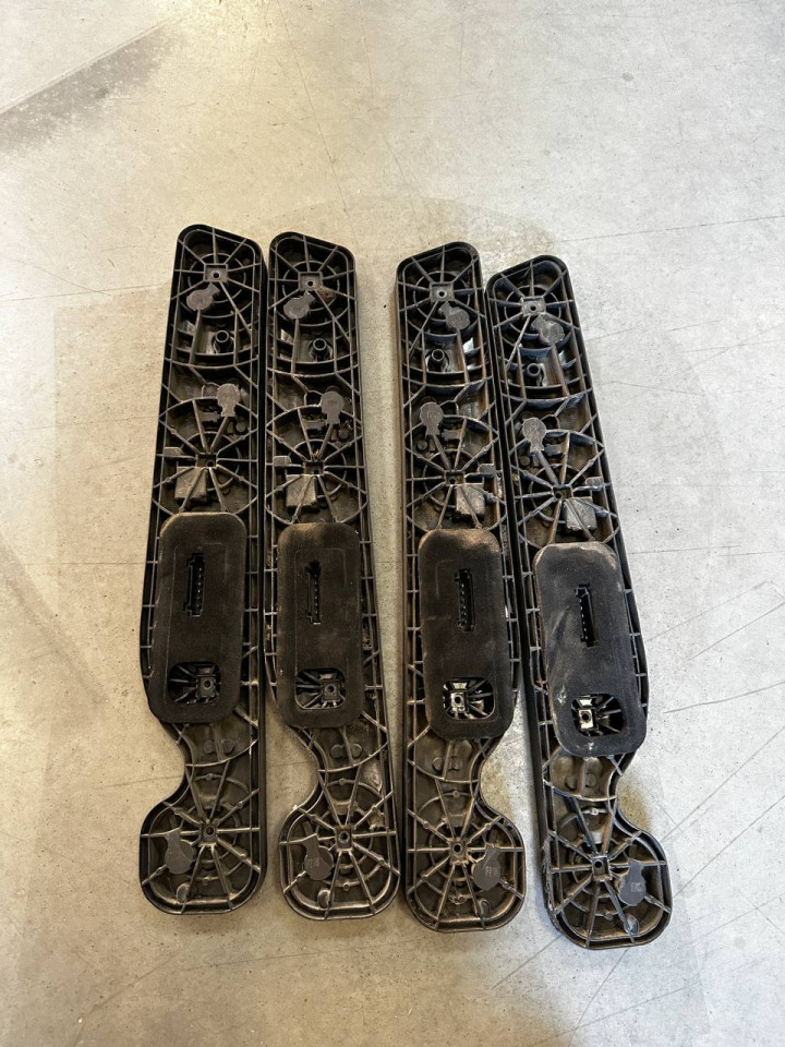 Плата заднього стопа Sprinter W907-910