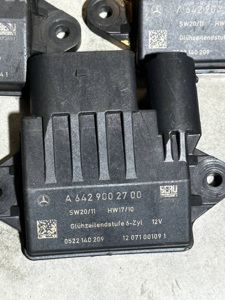 Реле свічок накалу OM642 Sprinter W906-ф907, Vito W639, E-Class, S-Class A6429002700