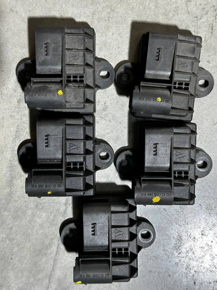 Реле свічок накалу OM651 Sprinter W906-907/Vito W639-447/ E-Class/ S-Class A6519001300