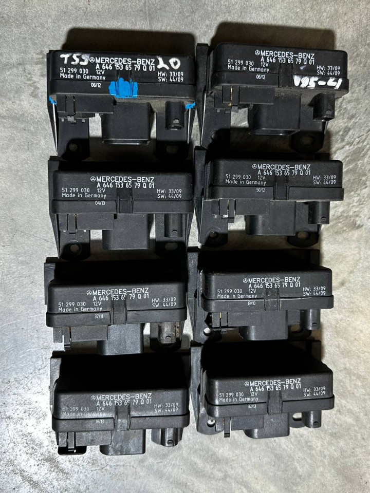 Реле свічок накалу 646 Sprinter W906, Vito W639, W211 E-Class, S-Class  A6461536579Q01