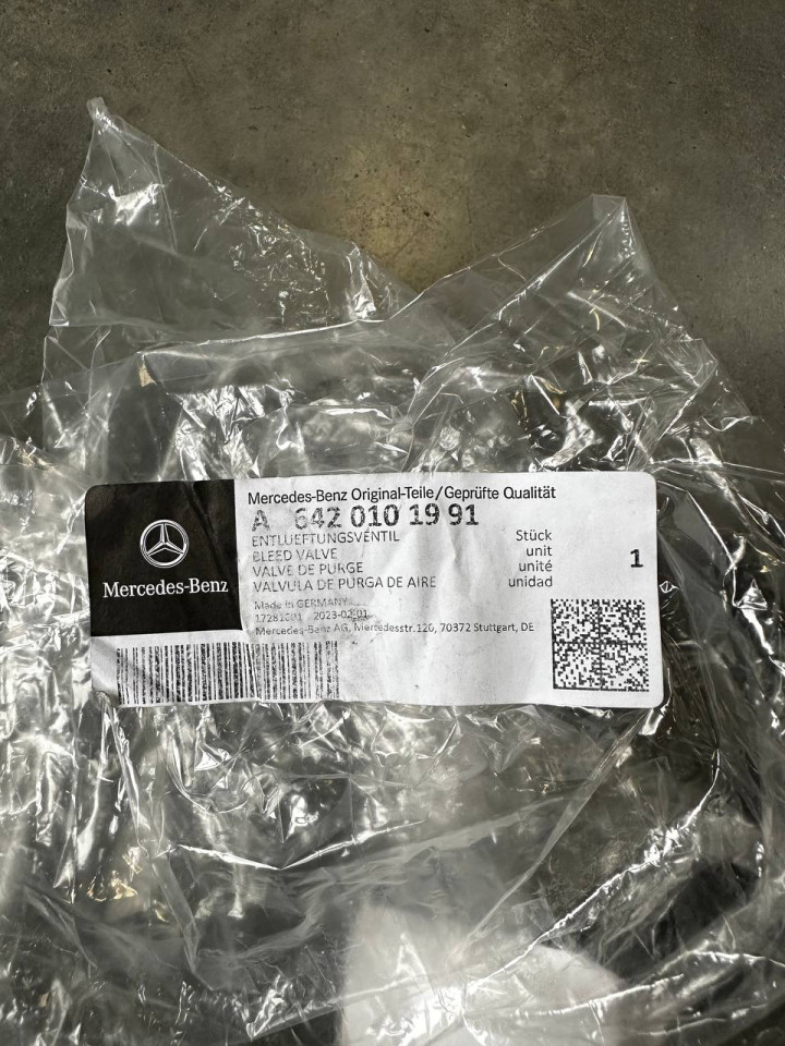 Клапан вентиляції картерних газів (сапун) на OM642 Sprinter W906-907\Vito W639