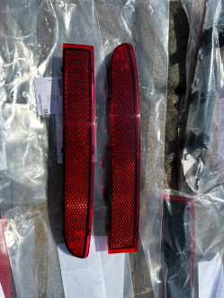 Катафот задній клик Sprinter W907/W910, Права сторона - A9108204900,ліва сторона - A9108204800