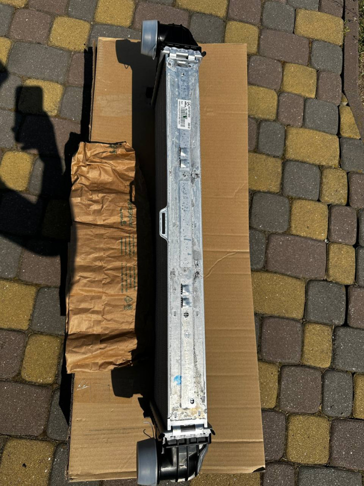 Радіатор інтеркулера OM651  Sprinter W907 -W910
