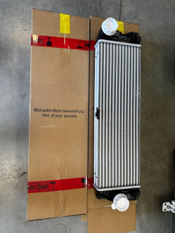 Радіатор інтеркулера Sprinter W907 -W910