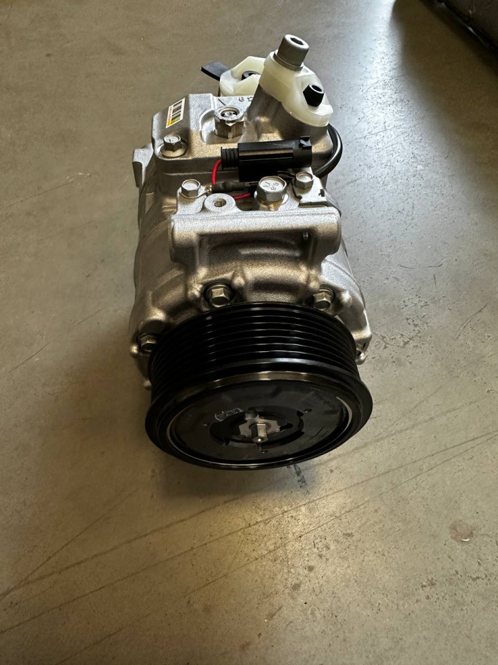 Компресор кондиціонера Sprinter 906/Vito W639 3.0 642 