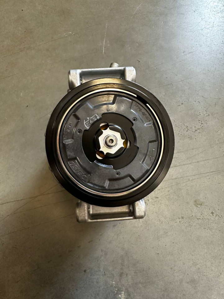 Компресор кондиціонера Sprinter 906/Vito W639 3.0 642 