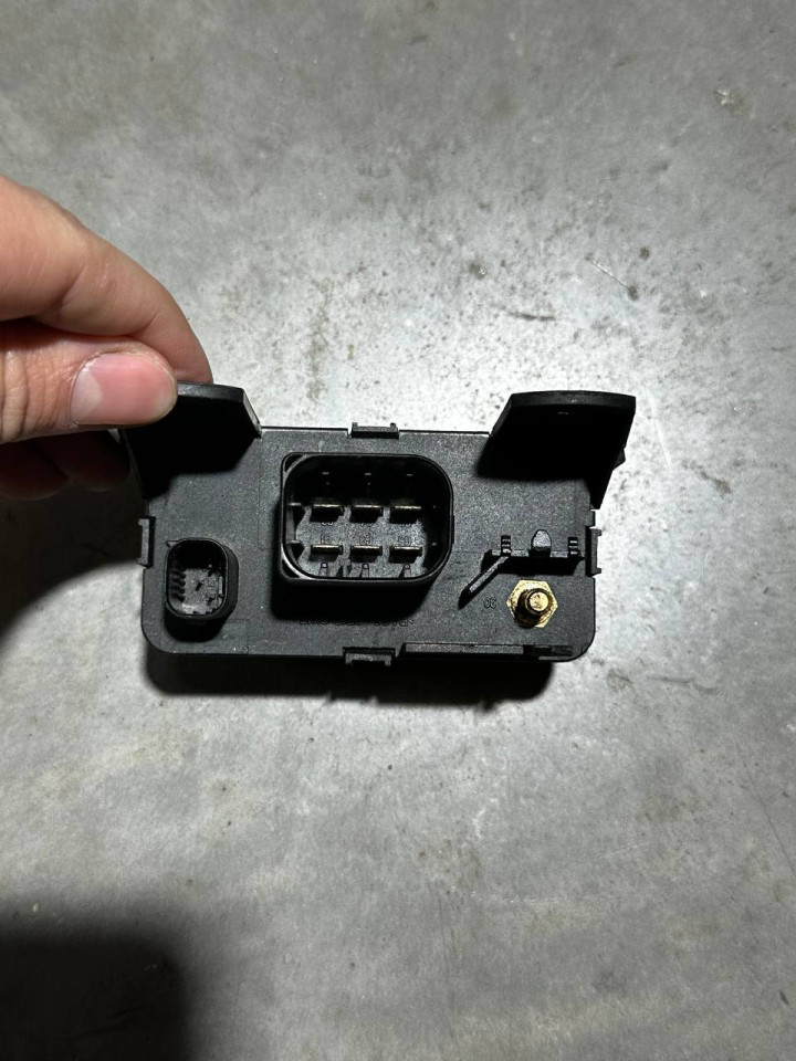 Реле свічок накалу OM612-613 Sprinter W903-906, Vito W639, E-Class, S-Class 0148800004