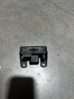 Реле свічок накалу OM612-613 Sprinter W903-906, Vito W639, E-Class, S-Class 0148800004
